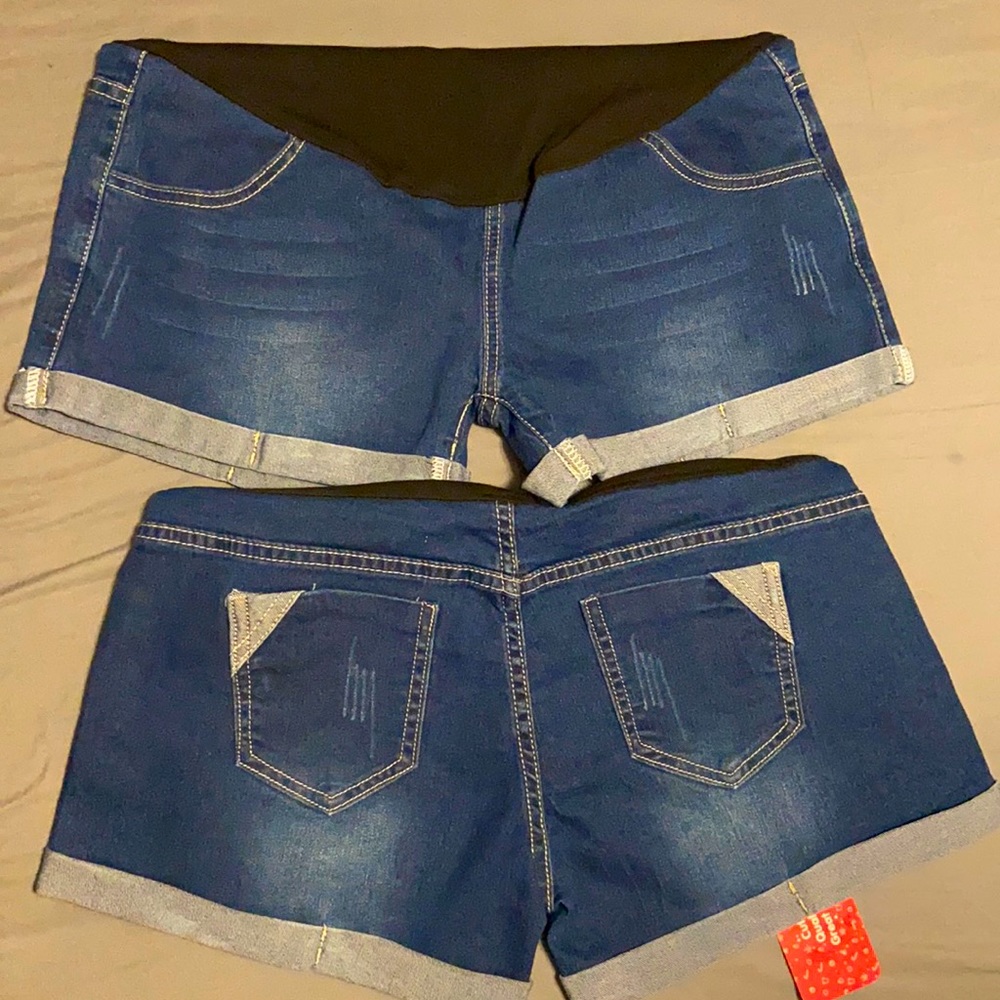 NWT Bundle of maternity shorts